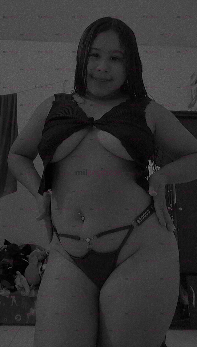 FOTOS DE HOLA MIS AMORES SOY NUEVA EN MEDELLÍN SOY LA MORENITA CALIENTE Y TRAVIESA