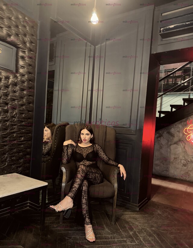 FOTOS DE DAKOTA POCOS DIAS EN LA CIUDAD SOLO PARA CLIENTES SOLVENTED