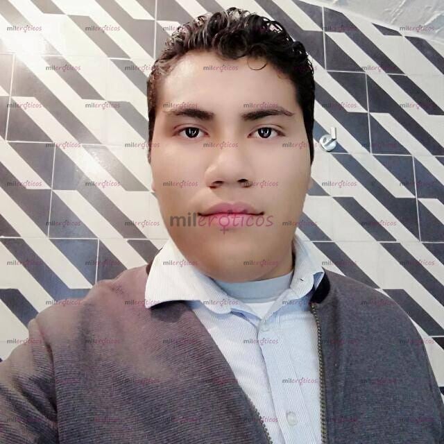 FOTOS DE UNA PERSONA QUE LE GUSTA PASARLA MUY BIEN Y LE GUSTA ESTAR BIEN ACOMPAÑADO