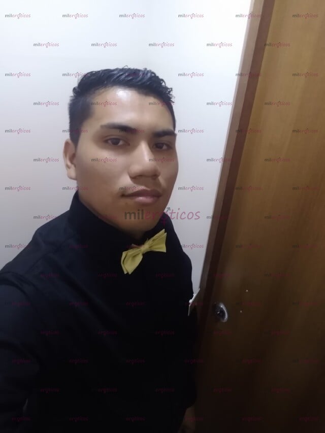 FOTOS DE UNA PERSONA QUE LE GUSTA PASARLA MUY BIEN Y LE GUSTA ESTAR BIEN ACOMPAÑADO