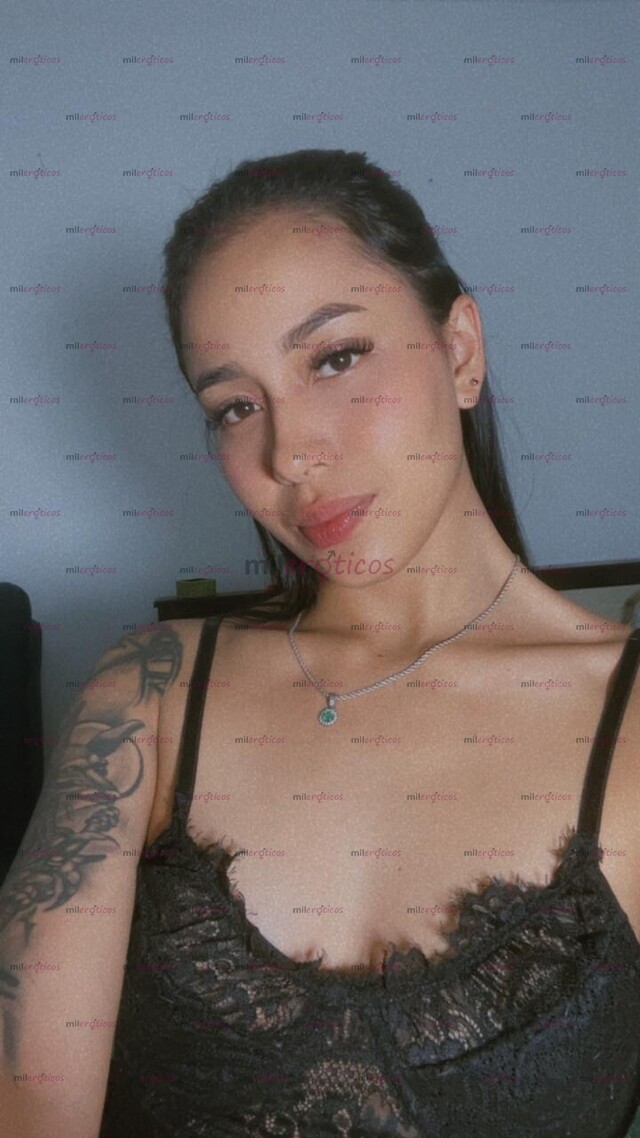FOTOS DE !HOY FESTIVO! SARA FLACA PAISA MAMASITA TATUADA MUY DISPUESTA A COMPLACERTE