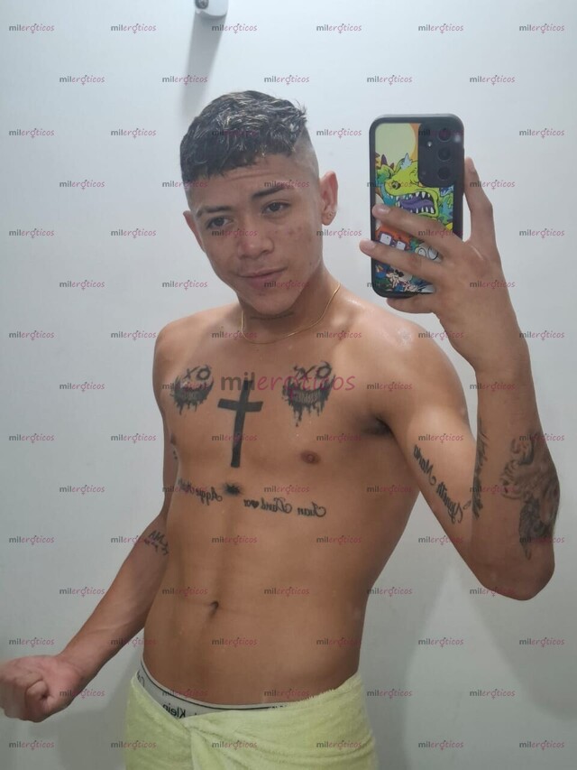 FOTOS DE CHICO GUAPO Y JOVEN DE 21CM LATINO PARA TI MUY HOT