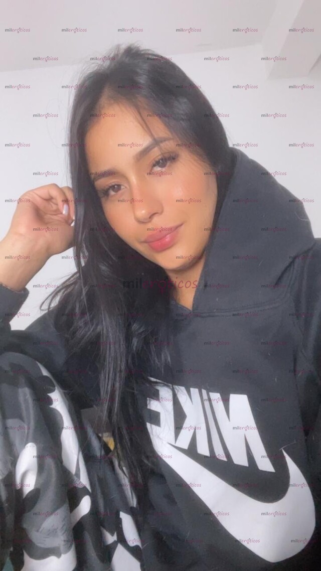 FOTOS DE !HOY FESTIVO! SARA FLACA PAISA MAMASITA TATUADA MUY DISPUESTA A COMPLACERTE