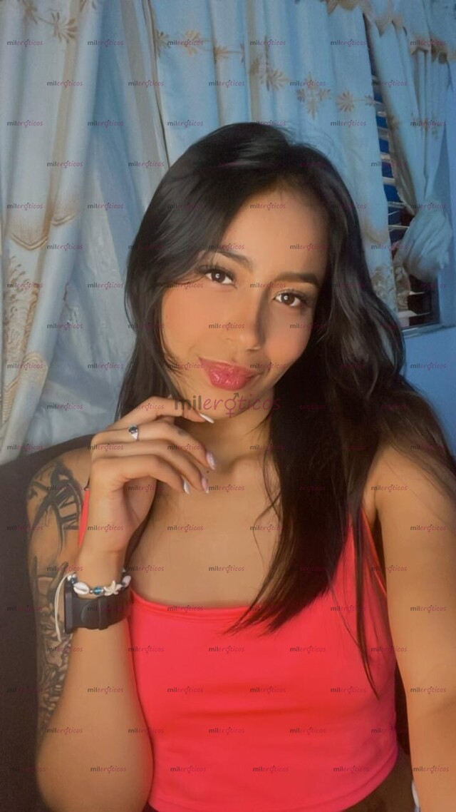 FOTOS DE !HOY FESTIVO! SARA FLACA PAISA MAMASITA TATUADA MUY DISPUESTA A COMPLACERTE