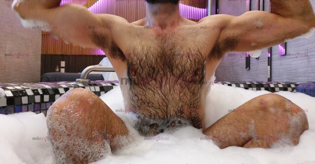 FOTOS DE DAMIÁN: MACHO PELUDO, BI, VARONIL, DISCRETO, DISPONIBLE. GUADALAJARA. JAL.