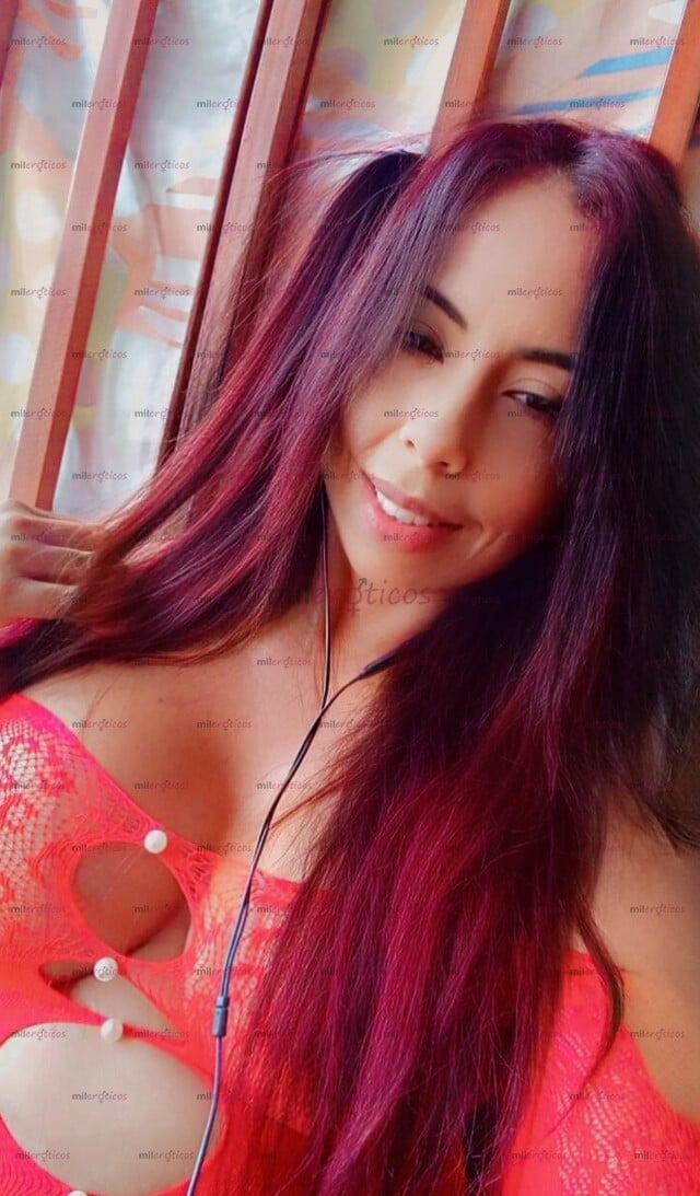 FOTOS DE LA MAMASITA RICA CON MUCHOS DESEOS SENSUAL ARDIENTE Y MUY CALIENTE
