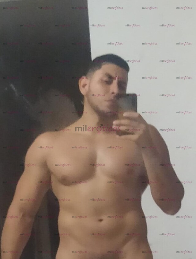 FOTOS DE DE VUELTA EN BOGOTÁ HOMBRE ALTO Y DOMINANTE Y MUY CALIENTE !!