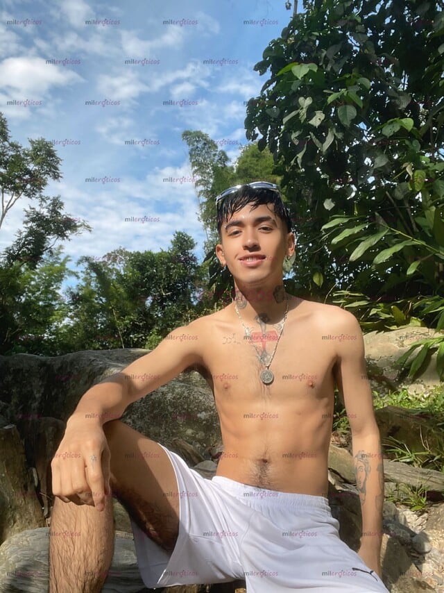 FOTOS DE CHICO DOMINANTE Y ARRECHO CREADOR DE CONTENIDO EXPLICITO Y SIN CENSURA