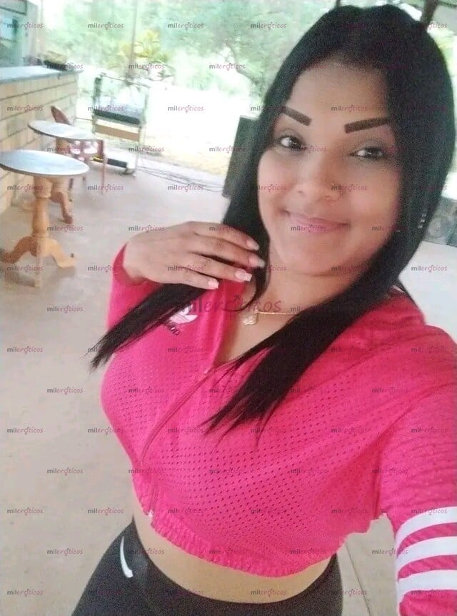 FOTOS DE HOLA MIS AMORES SOY PAOLA UNA MORENA HERMOSA ATRACTIVA