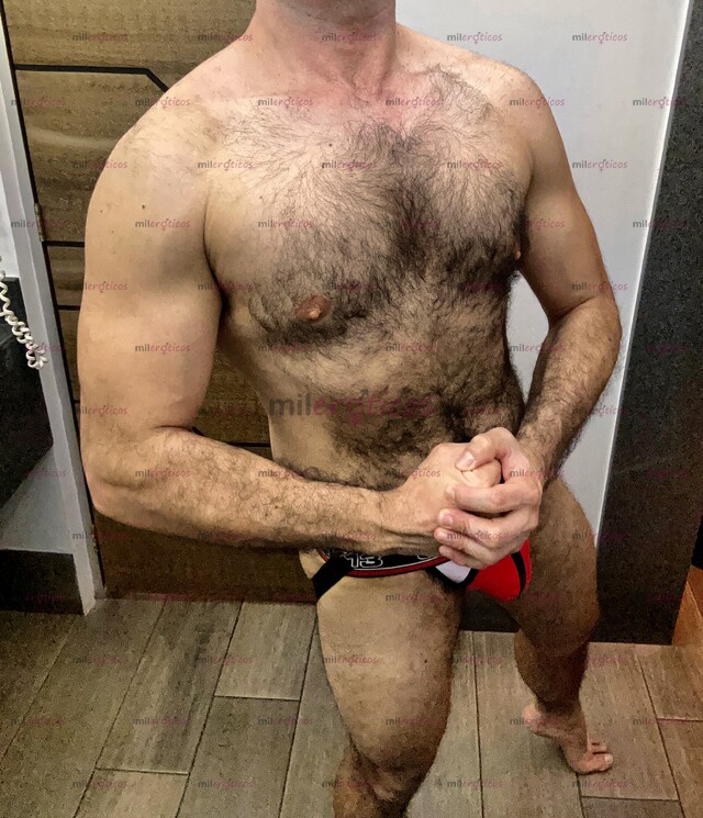 FOTOS DE MACHO PELUDO: DAMIÁN. BI, VARONIL, DISCRETO, DISPONIBLE. GDL.