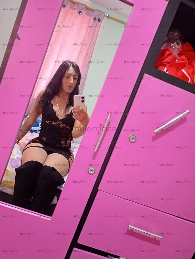 FOTOS DE NENA VERSÁTIL Y ARDIENTE EN LA CAMA CAMBIO DE ROLES