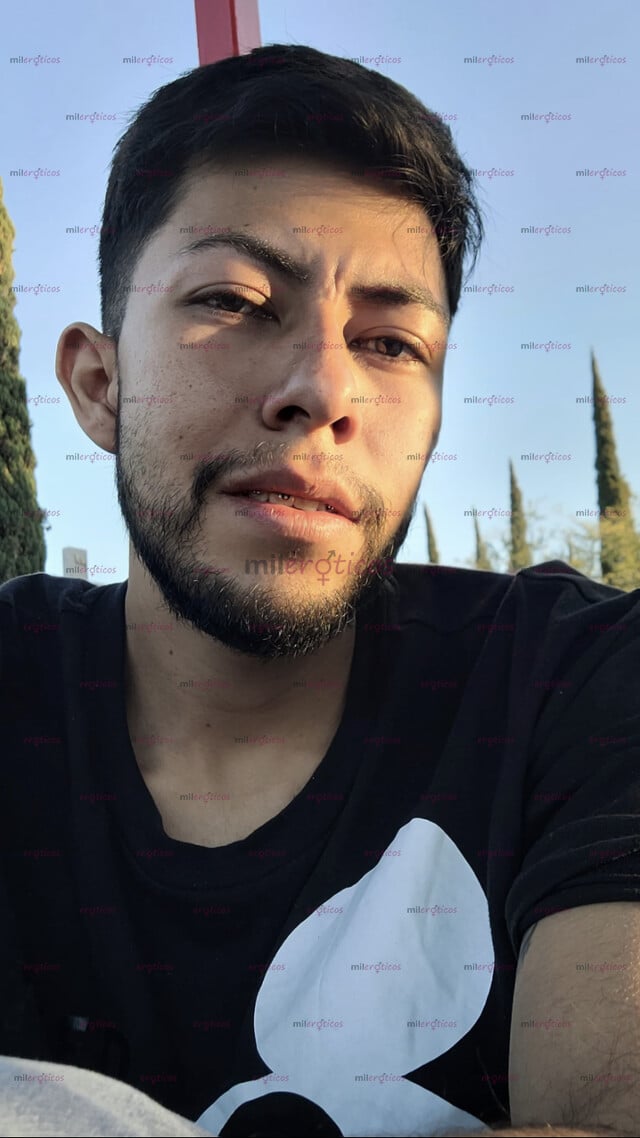 FOTOS DE BISEXUAL LISTO PARA CUMPLIR TODAS TUS FANTASÍAS
