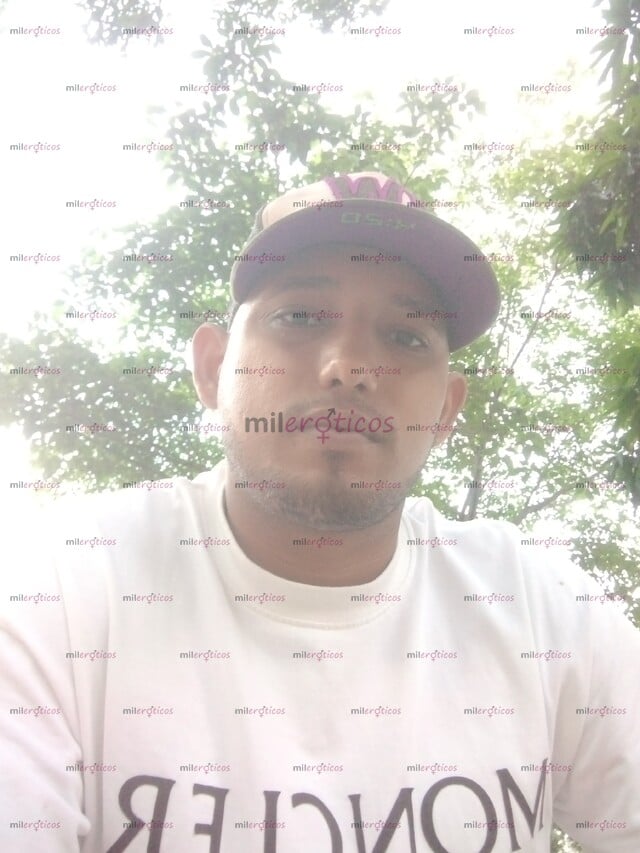 FOTOS DE MORENO CON GANAS DE COGER RICO Y PASARLA BIEN QUIEN DICE YO PARA PASARLA RICO