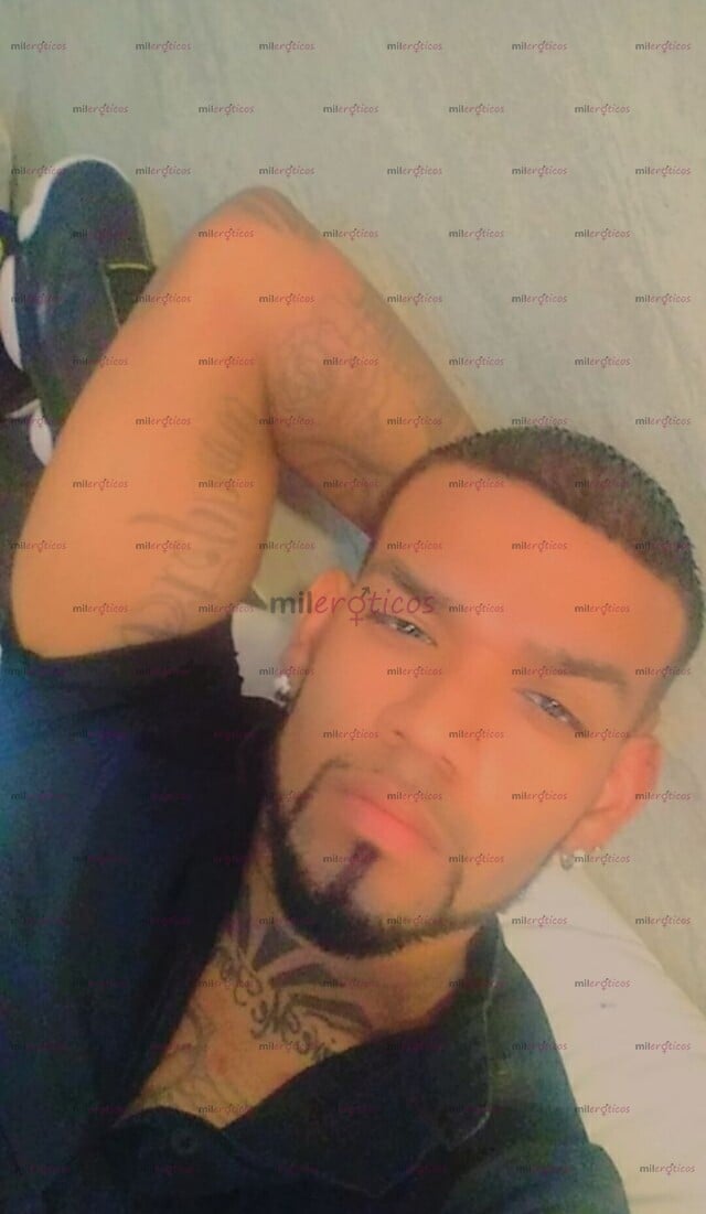FOTOS DE MORENO CACHONDO 26AÑOS CON 20CM DE PLACER PARA TODO TUS FETICHES Y FANTASIAS