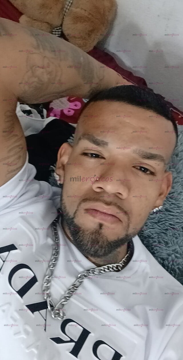 FOTOS DE MORENO CACHONDO 26AÑOS CON 20CM DE PLACER PARA TODO TUS FETICHES Y FANTASIAS