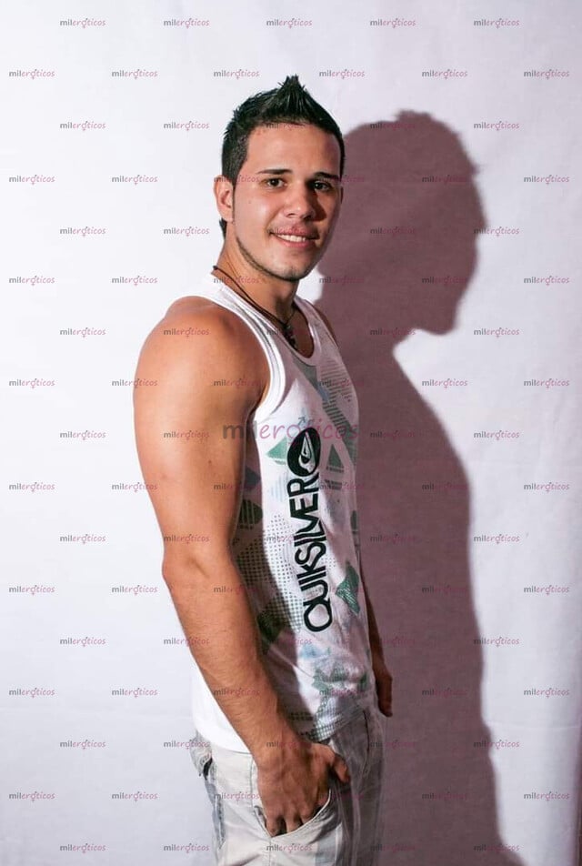 FOTOS DE ROGER PARA COMPLACERTE EN TODO LO QUE PIDAS MUY DISCRETO Y HIGIÉNICO