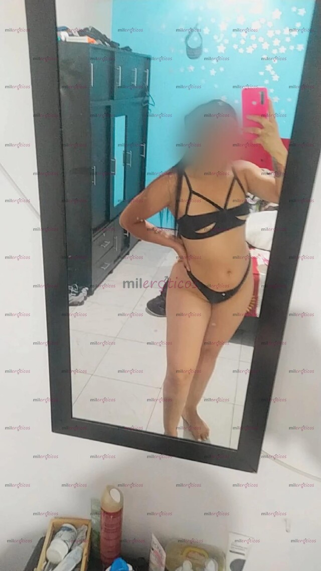 FOTOS DE HOLA AMOR SOY SOFÍA A CHICA LINDA Y GUAPA BLANCA PELINEGRA CON BUEN ATRIBUTOS