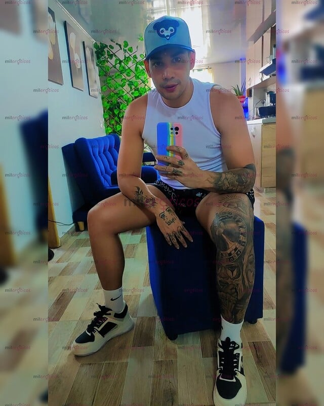 FOTOS DE CHICO CALIENTE CON BUENA POLLA PARA COMPLACER TODOS TUS DESEOS Y FANTASÍA