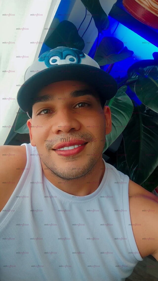 FOTOS DE CHICO CALIENTE CON BUENA POLLA PARA COMPLACER TODOS TUS DESEOS Y FANTASÍA