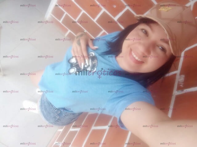 FOTOS DE LULU TRIGUEÑA JUGUETONA ME GUSTA DIVERTIRME DISPUESTA A CUMPLIR TODAS TUS FANTAS