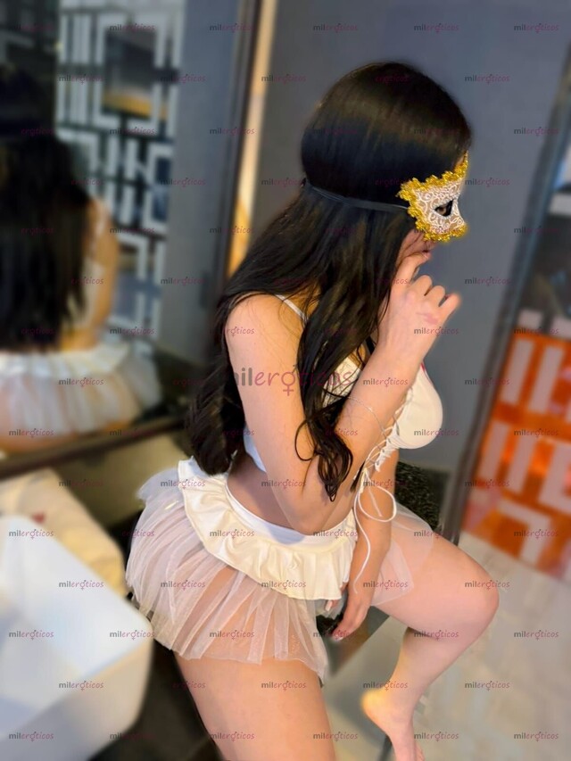 FOTOS DE LA MAS ESTRECHITA Y LA MAS CULONA, SI NO NO PAGAS, 19 AÑOS VIP