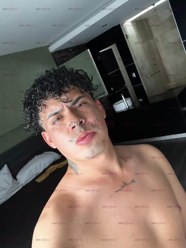 FOTOS DE VEN Y DISFRUTA DE MI COMPAÑÍA ACTIVO GUAPO Y AGUANTADOR PARA COJERTE SÚPER RICO