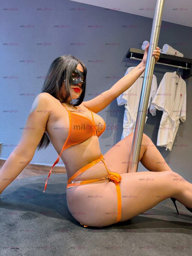 FOTOS DE NATALY SCORT EXQUISITA Y MUY SENSUAL, DISPUESTA A COMPLACERTE