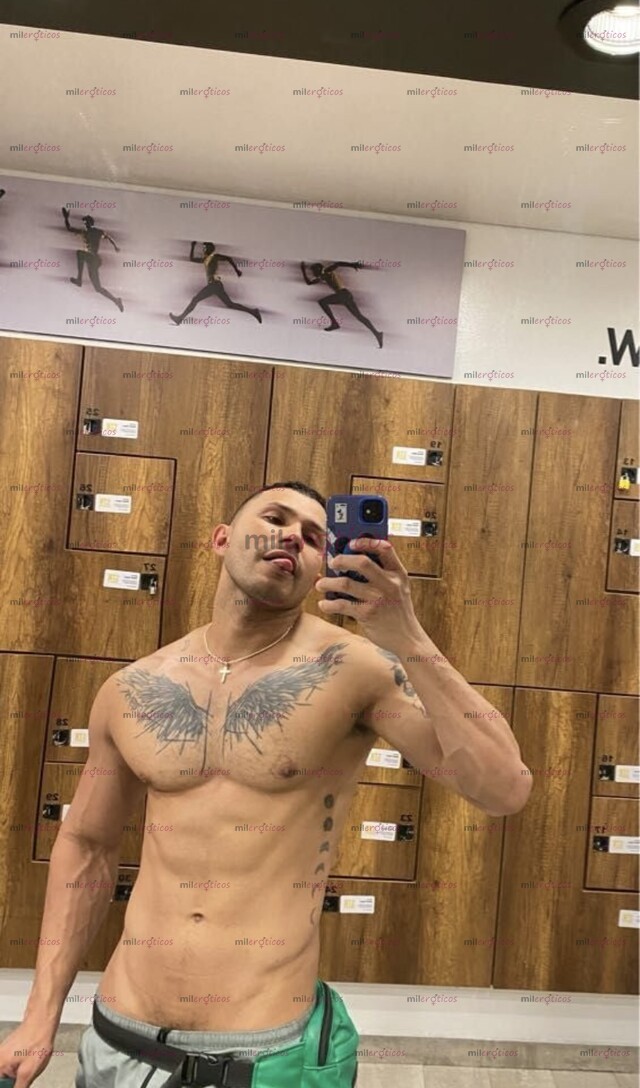 FOTOS DE VERSÁTIL CON BUEN CULO Y VERGA DISPONIBLE 24 HORAS