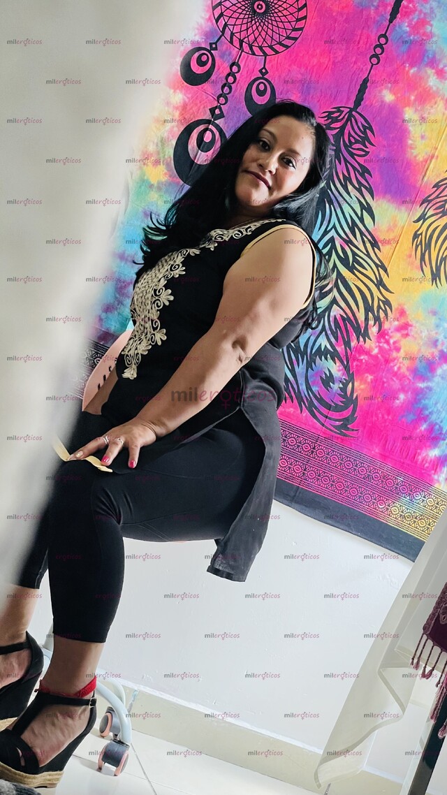 FOTOS DE MASAJE RELAJANTE POR MASAJISTA PROFESIONAL (MASAJES WENDY)