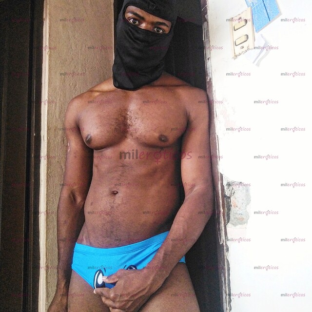 FOTOS DE YEISON VERSATIL PASIVO, MACHO ACUERPADO COMPLACIENTE