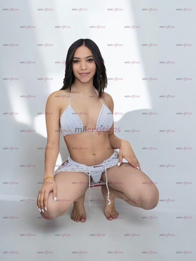 FOTOS DE DAKOTA FLACA VOLUPTUOSA NATURAL CULO GRANDE