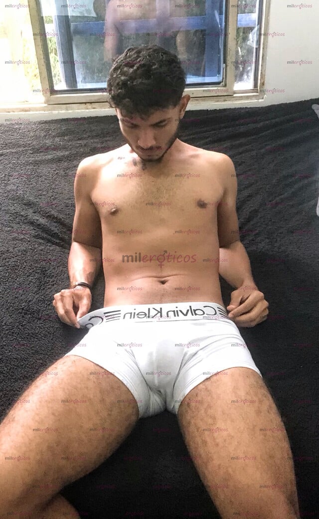 FOTOS DE HOLA, MODELO VENEZOLANO DE 26 AÑOS, NUEVO EN LA CIUDAD Y BIEN ARRECHO