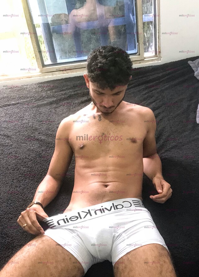 FOTOS DE HOLA, MODELO VENEZOLANO DE 26 AÑOS, NUEVO EN LA CIUDAD Y BIEN ARRECHO