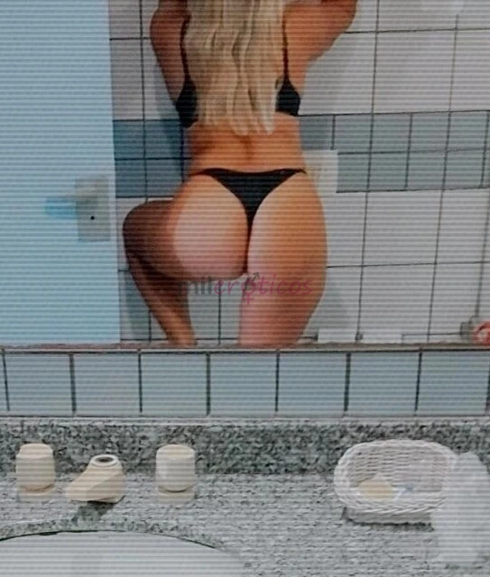 Sou estilo namoradinha muito discreta e sensual vou a moteis e hoteis sou bem carinhosa e cheirosa quero te levar a loucura de tanto prazer comigo pro...