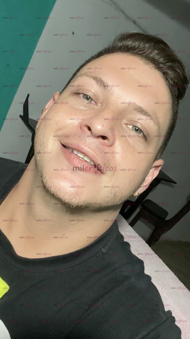 FOTOS DE QUE TU DEBILIDAD SEA UN HOMBRE BLANCO ZARCO