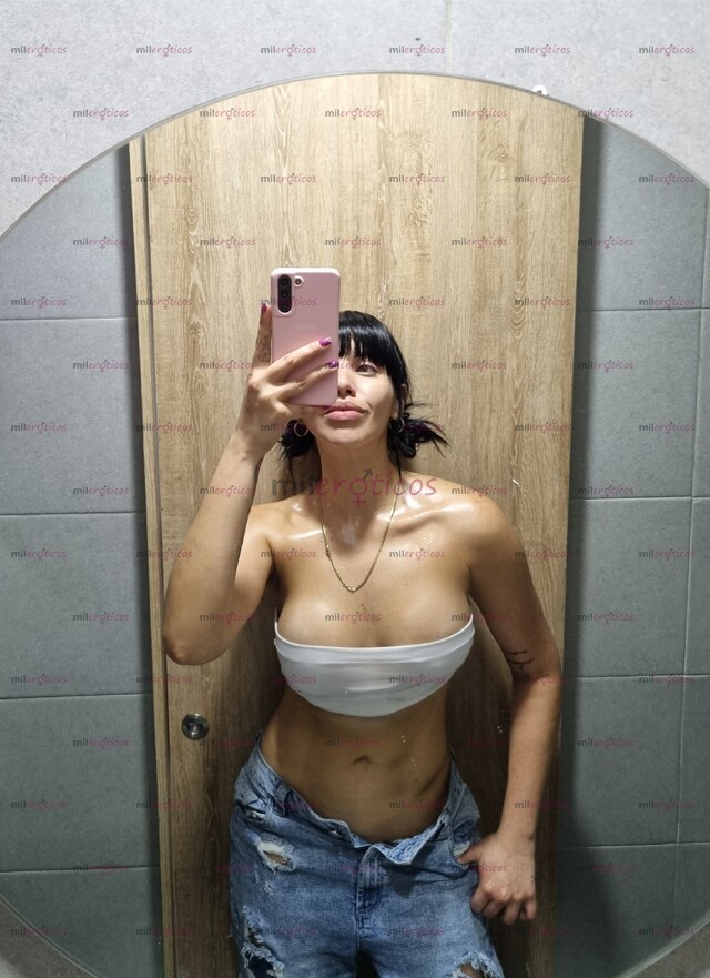 FOTOS DE LINDA NENA RECIÉN LLEGADA A LA CIUDAD. COMPLACIENTE CON UN CUERPO INCREIBLE.