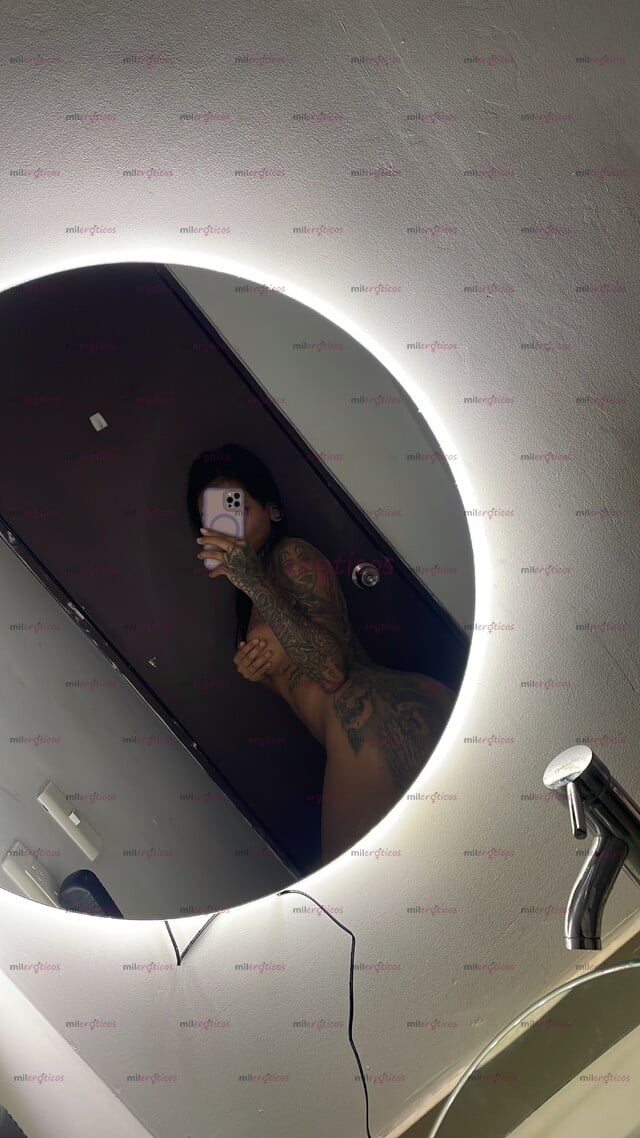 FOTOS DE SCORT FLACA, MORENITA TATUADA COMPLACIENTE