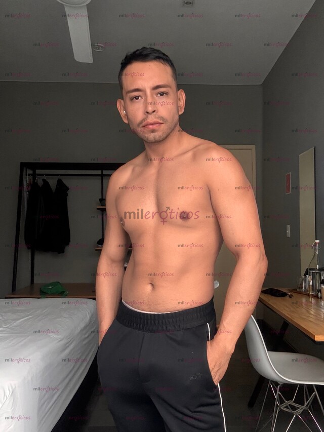 FOTOS DE VERGA GRUESA Y VENUDA DISPONIBLE PARA DARTE EL PLACER QUE NECESITAS Y MERECES