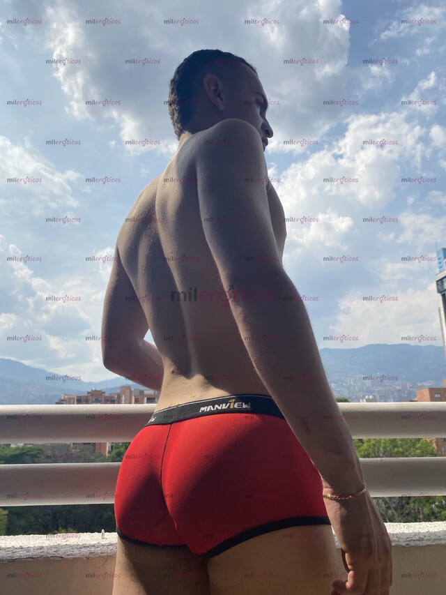 FOTOS DE PAISA JOVEN BLANCO VERSÁTIL CALIENTE Y COMPLACIENTE PARA TI