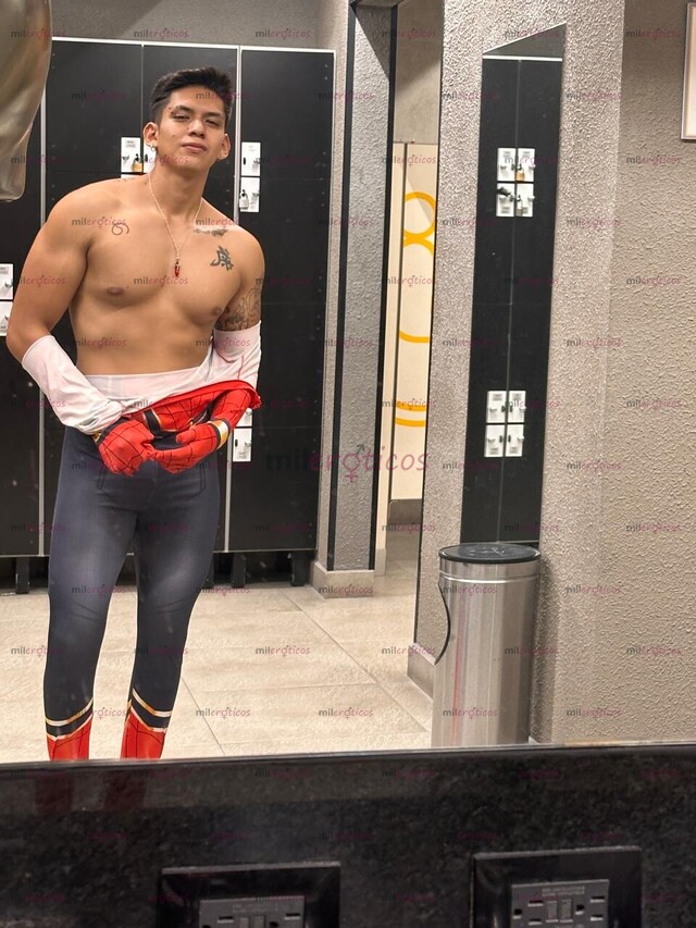FOTOS DE HOMBRE GUAPO, FITNESS Y VERGUDO DISPUESTO A DARTE EL PLACER QUE BUSCAS.