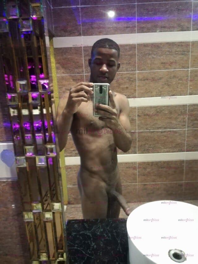 FOTOS DE UN DOMINICANO EN BARRANQUILLA COLOMBIA POR UNA TEMPORADA CONECTAR POR WHAT