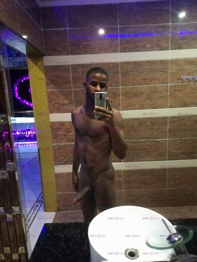 FOTOS DE UN DOMINICANO EN BARRANQUILLA COLOMBIA POR UNA TEMPORADA CONECTAR POR WHAT