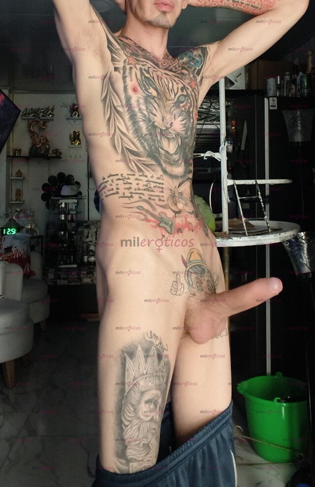 FOTOS DE FLACO VERGON TATUADO BLANCO ACTIVO MORBOSO FETICHERO