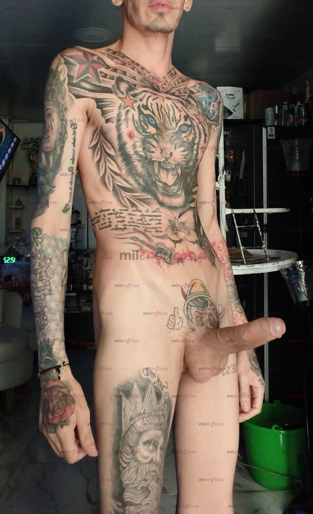 FOTOS DE FLACO VERGON TATUADO BLANCO ACTIVO MORBOSO FETICHERO