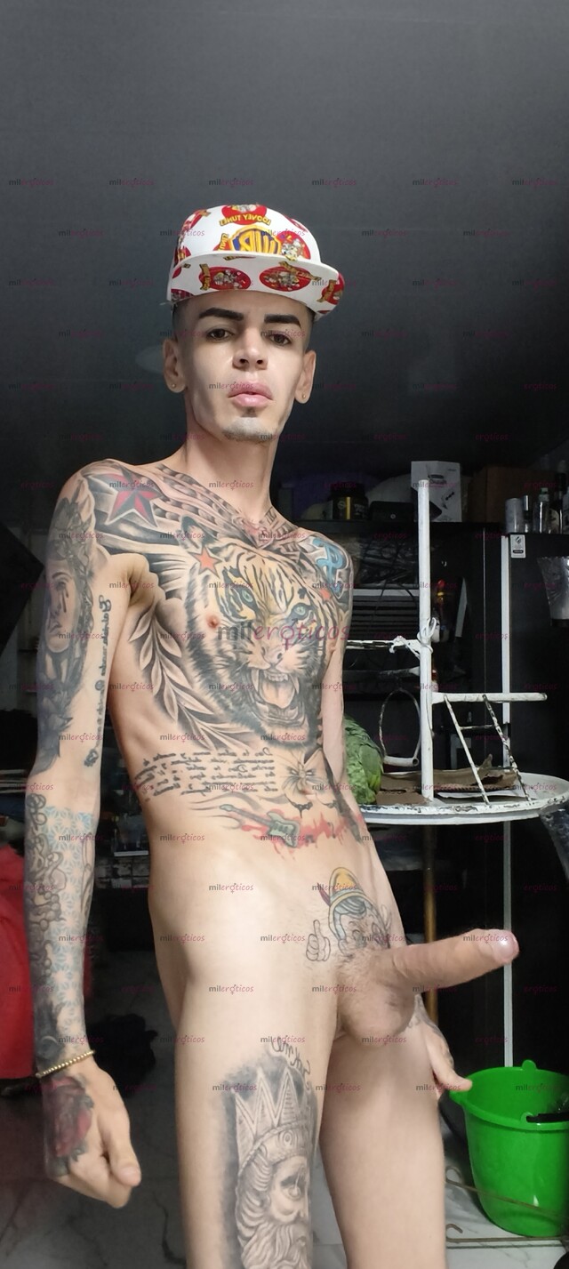 FOTOS DE FLACO VERGON TATUADO BLANCO ACTIVO MORBOSO FETICHERO