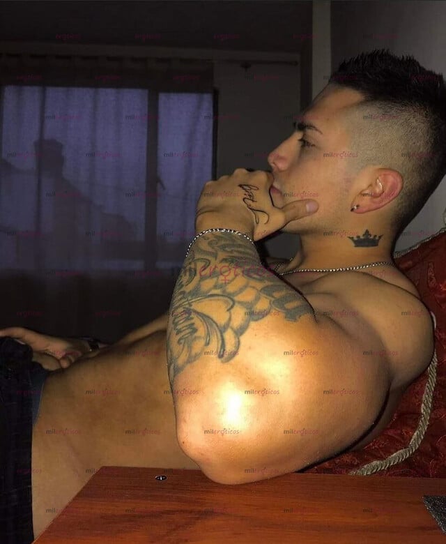 FOTOS DE 24 HORAS DISPONIBLE MACHOTE ATLETICO DISPUESTO A COMPLACER DISCRECION CONTACTAME