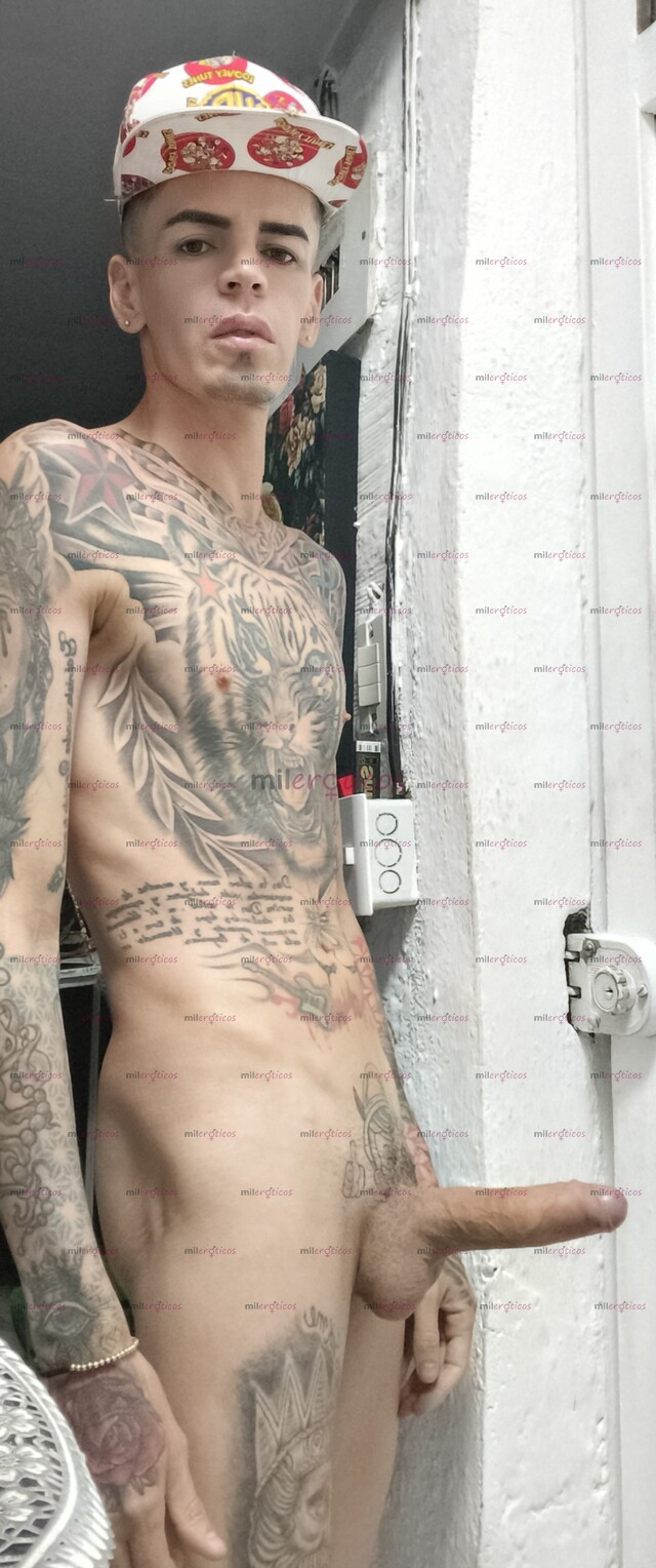 FOTOS DE FLACO VERGON TATUADO BLANCO ACTIVO MORBOSO FETICHERO