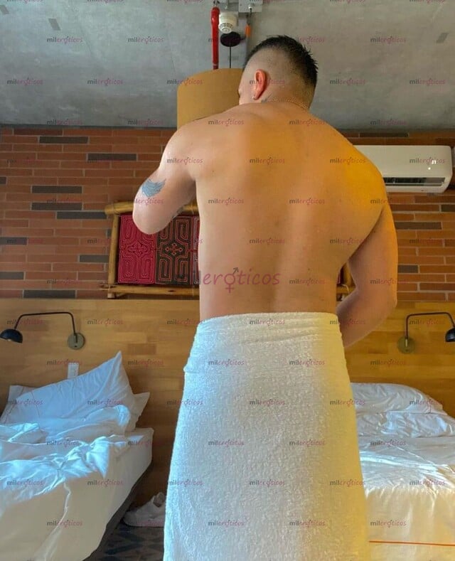 FOTOS DE DEPORTISTA ALTO Y TATUADO DE CALIDAD DEPORTISTA MORBOSO CONTACTAME