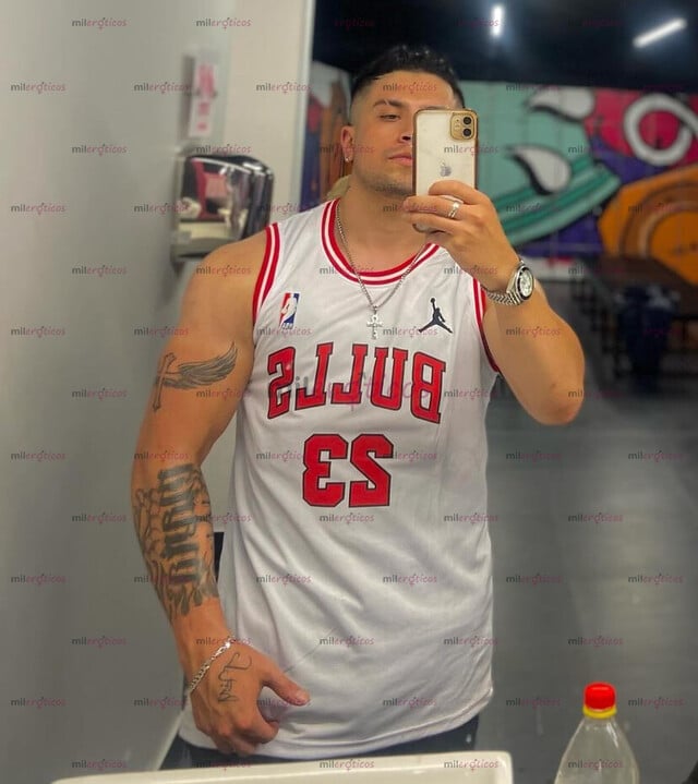 FOTOS DE MUSCULOSO VERGON Y TATUADO GRUESA Y VENOSA CONTACTAME