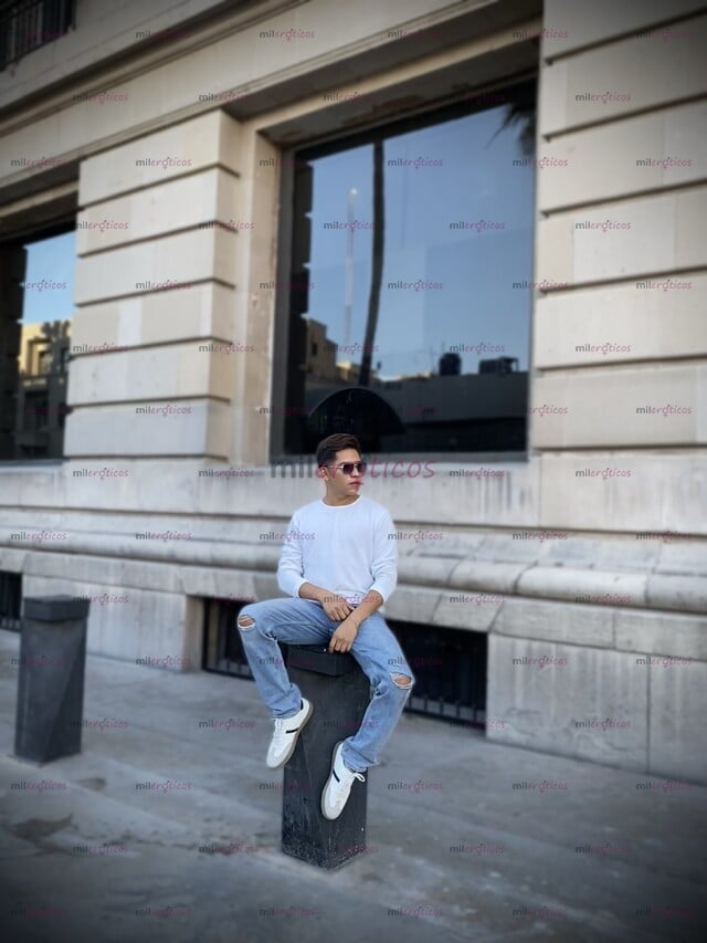 FOTOS DE DANI JOVEN GUAPO DOMINANTE CON LUGAR Y BUENA PRESENTACION